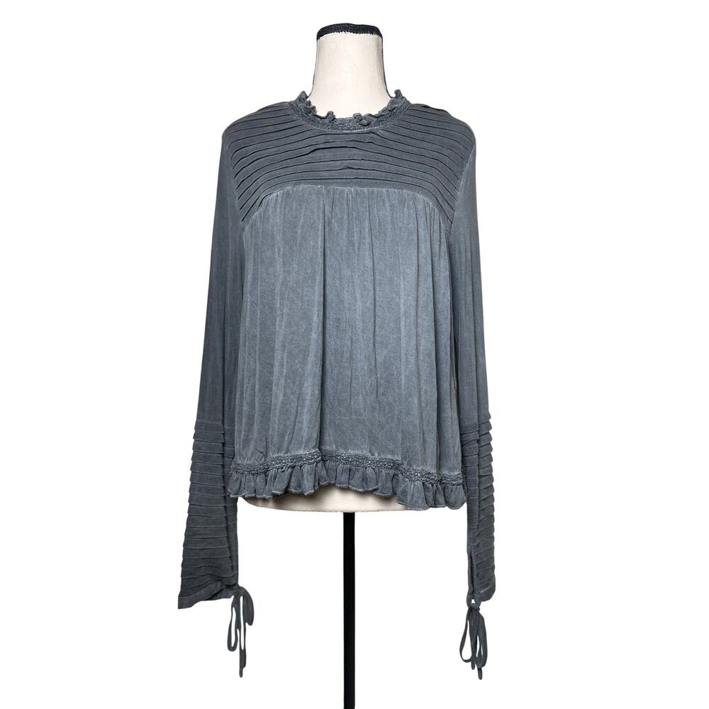 POL Boho‎ Babydoll Shirt Top Mineral Gray Pleated Ruffled Hem Women's Small